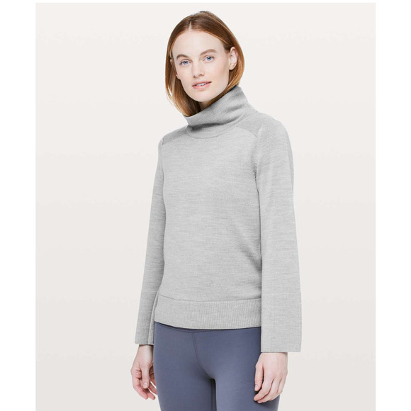 Lululemon Merino Wool Turtleneck Relaxed Sweater Grey Plus Size 12 NWOT - Picture 2 of 11